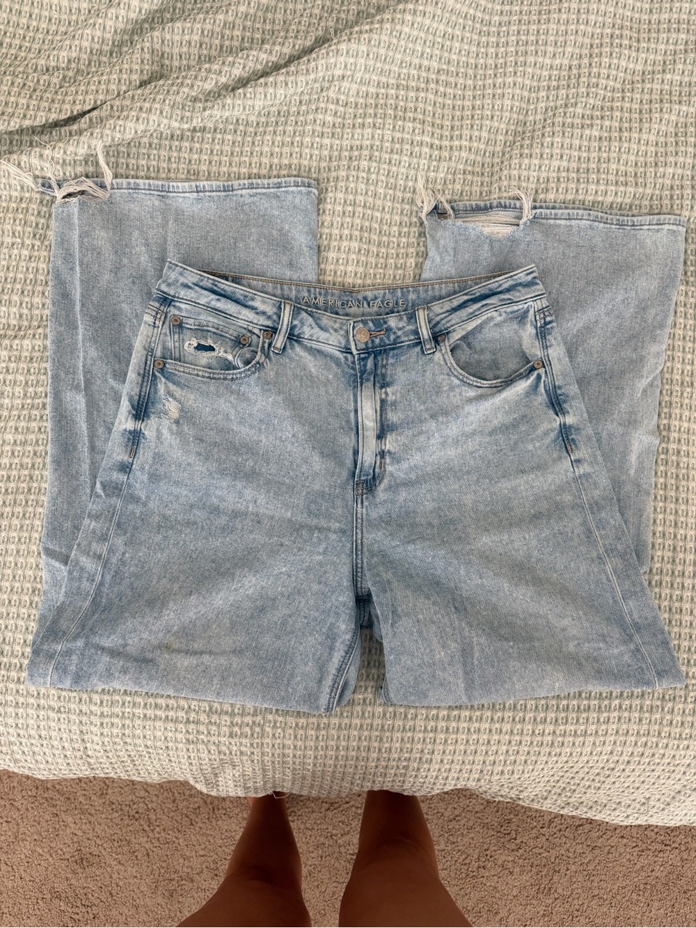 American Eagle Outfitters Super High-Rise Baggy Wide Leg Jeans